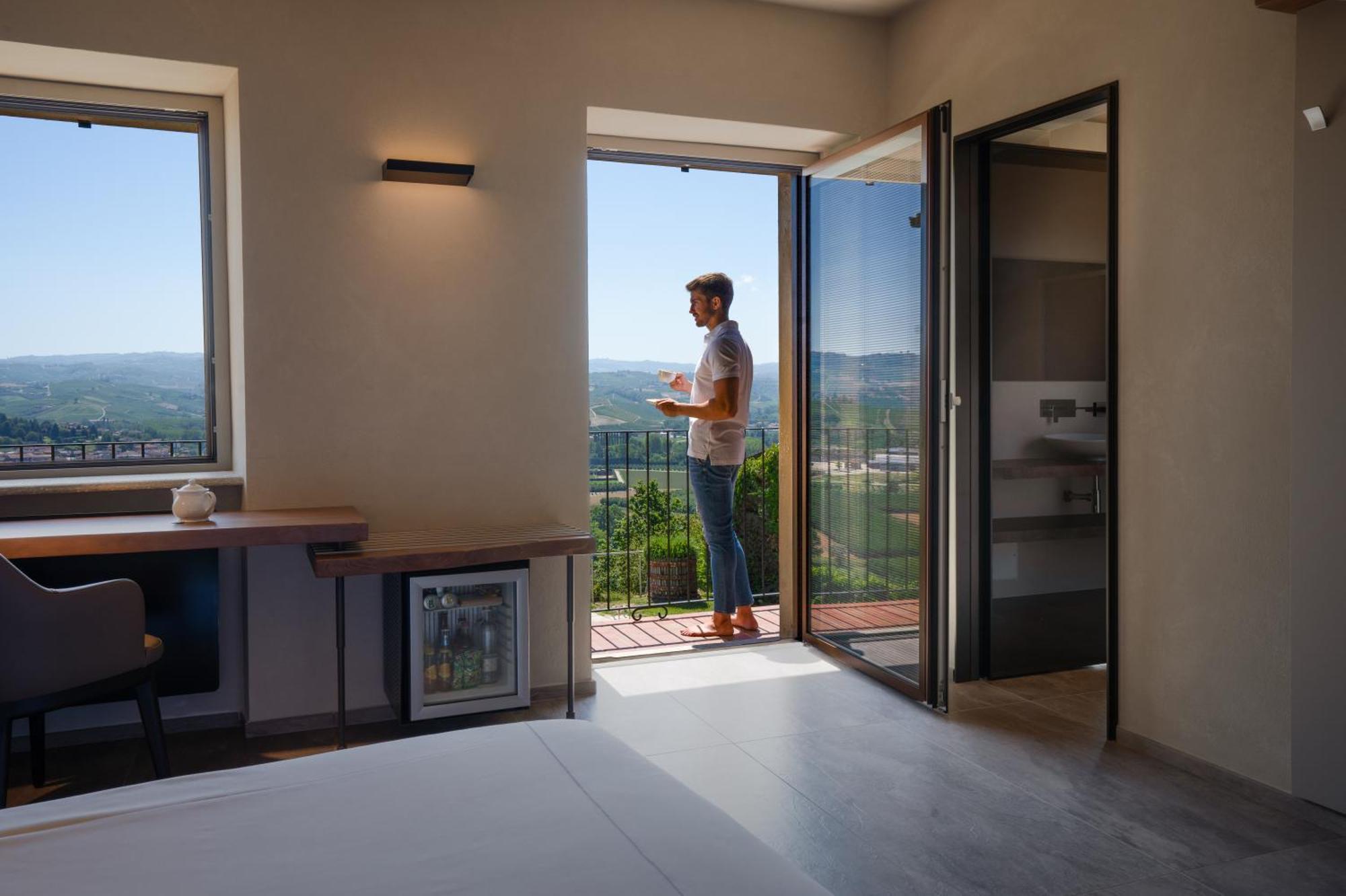 Il Vigneto Guest House Roddi Exterior photo