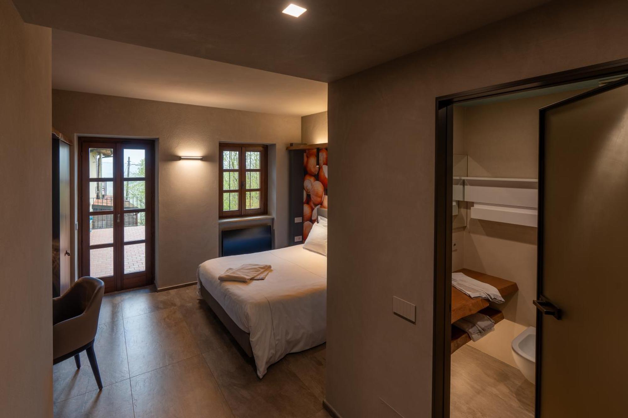 Il Vigneto Guest House Roddi Exterior photo