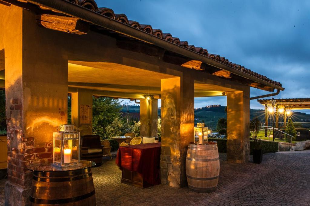 Il Vigneto Guest House Roddi Exterior photo
